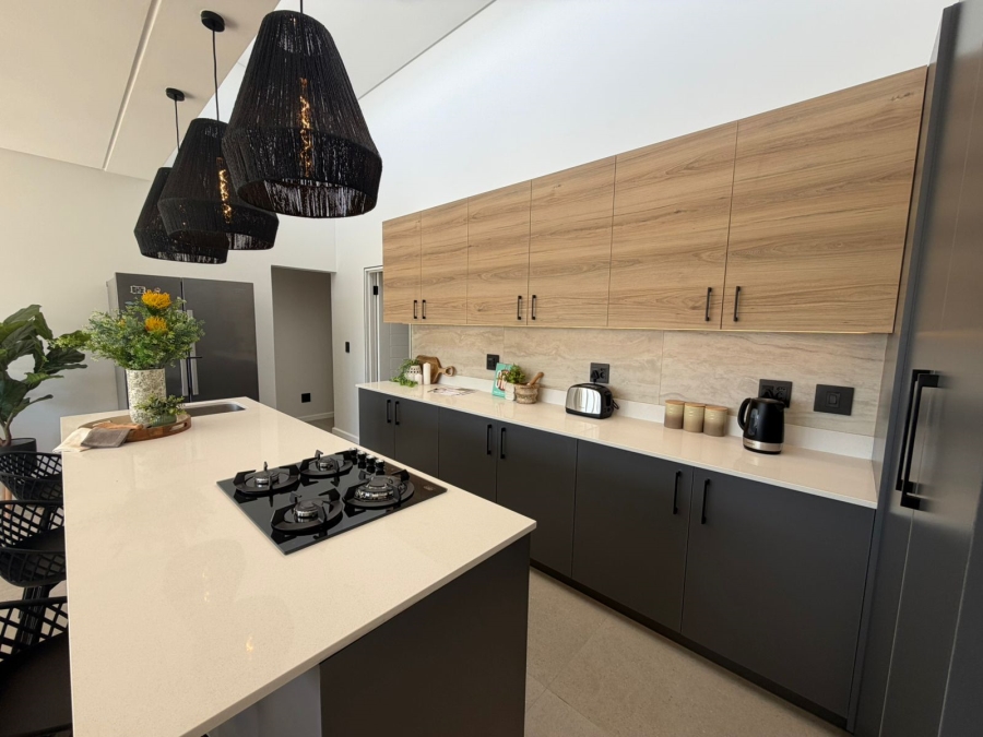 3 Bedroom Property for Sale in Heiderand Western Cape